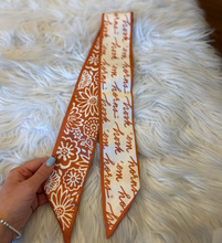 Load image into Gallery viewer, Texas Longhorns Skinny Scarf