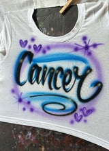 Load image into Gallery viewer, Custom Airbrush Game Day Crop Top 🏈 – Personalized Team Crop Tee Green