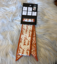 Load image into Gallery viewer, Texas Longhorns Skinny Scarf
