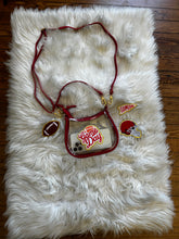 Load image into Gallery viewer, The Clara Clear Purse by Desden in Crimson
